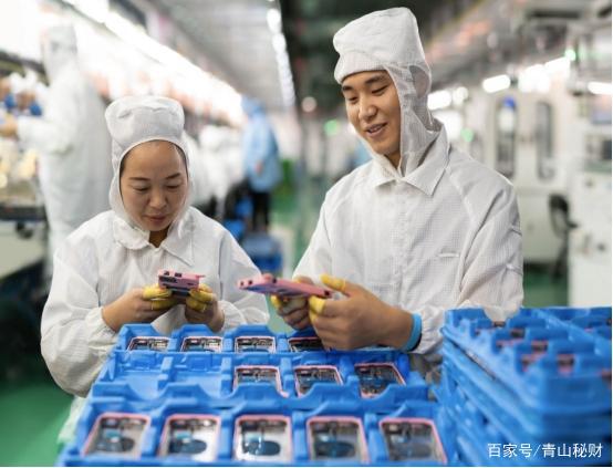 兩億新生代擇業(yè)觀變遷 為何寧送外賣(mài)不進(jìn)工廠，甚至以技術(shù)工人為恥？